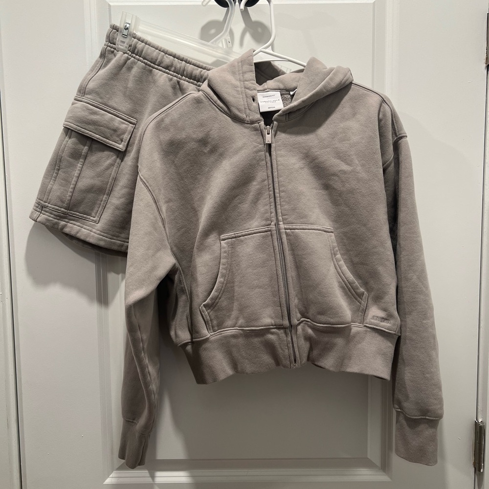 Aritzia Cozyfleece Jacket & Skirt SET